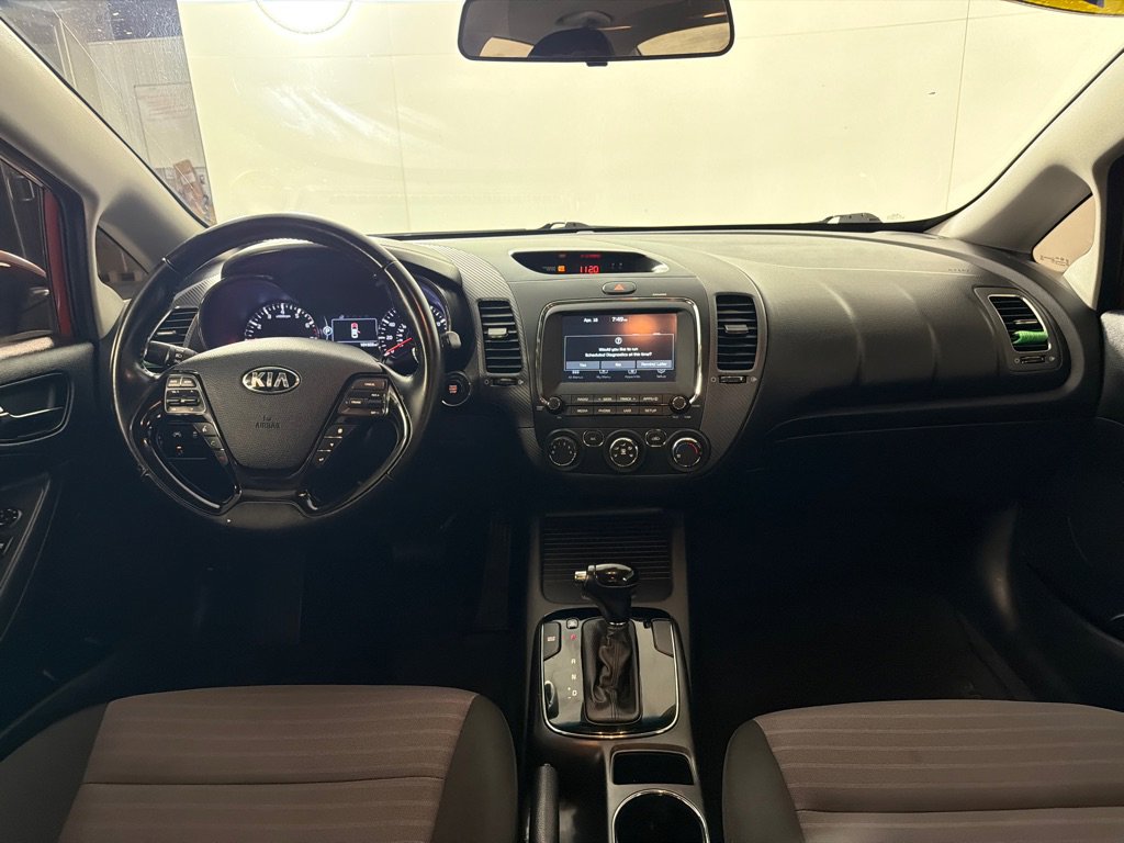 Used 2018 Kia Forte S w/ S Technology Plus Package FWD image 22