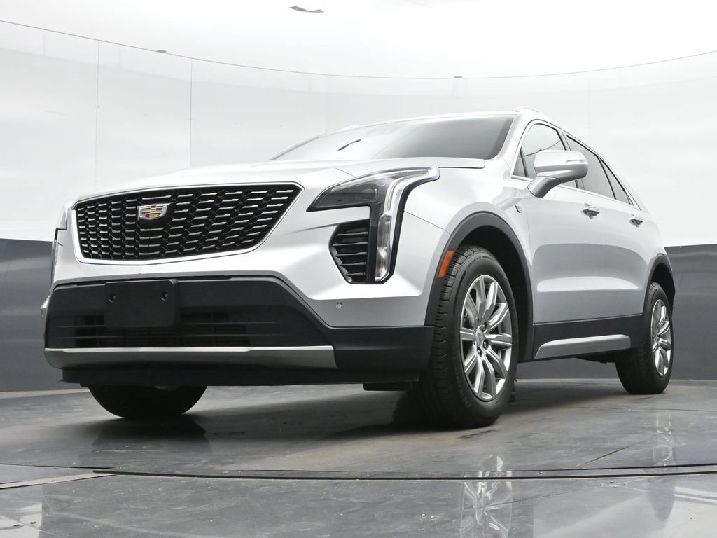 Used 2022 Cadillac XT4 Premium Luxury w/ Safety Alert Package AWD/4WD image 39