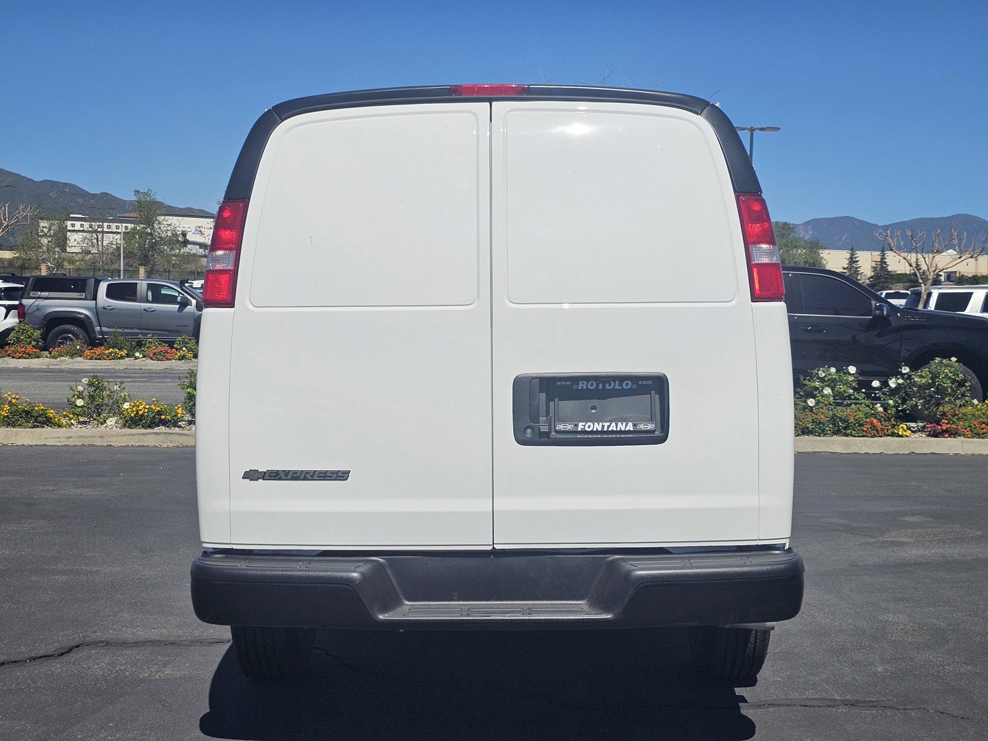 New 2024 Chevrolet Express 2500 w/ Driver Convenience Package RWD image 6