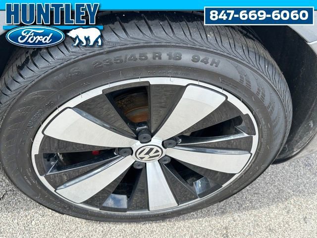 Used 2014 Volkswagen Beetle R-Line FWD image 7