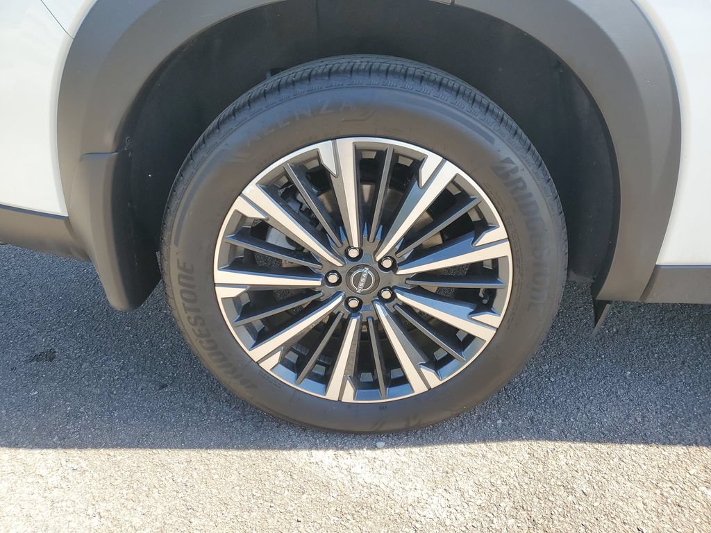 New 2026 Nissan Pathfinder Platinum AWD/4WD image 5