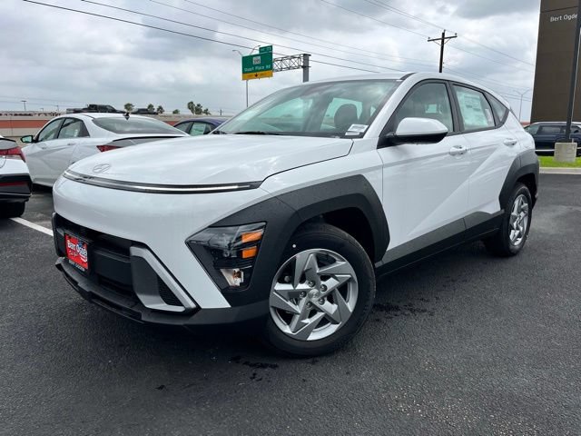 New 2026 Hyundai Kona SE FWD image 3