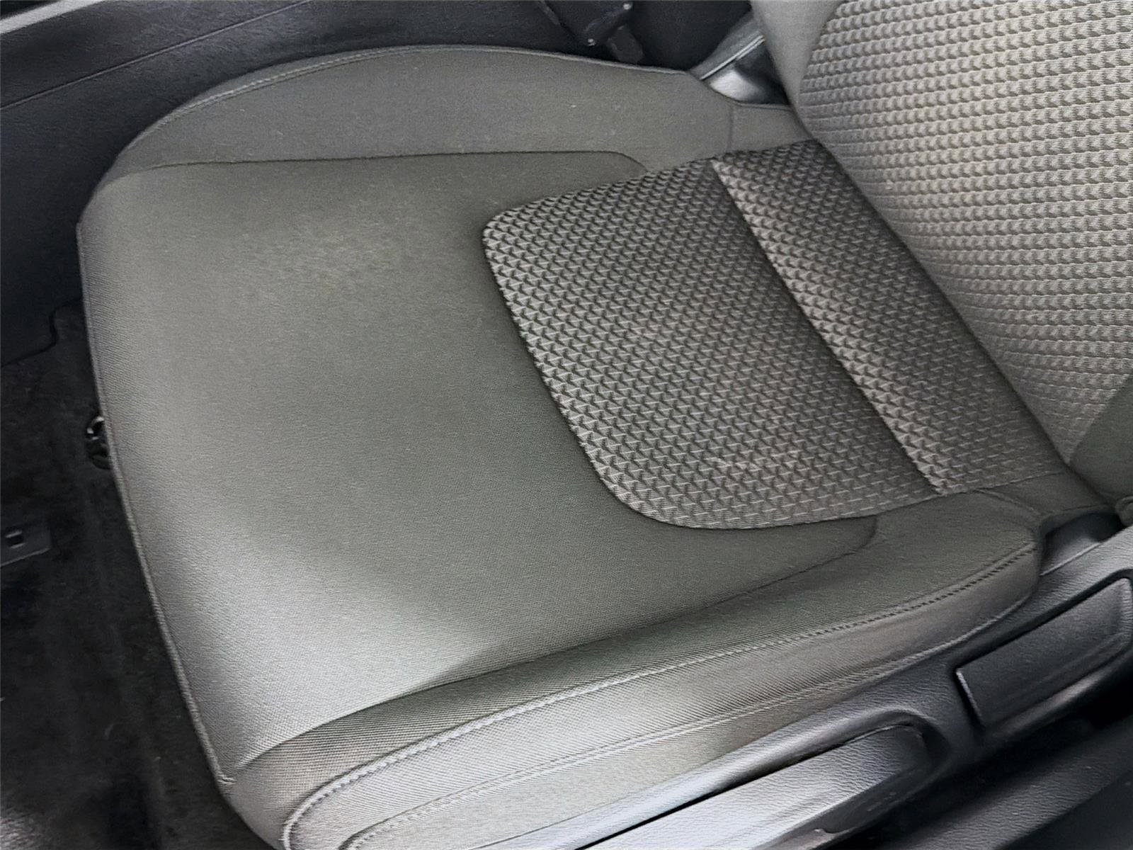 Used 2024 Kia Sportage LX image 19