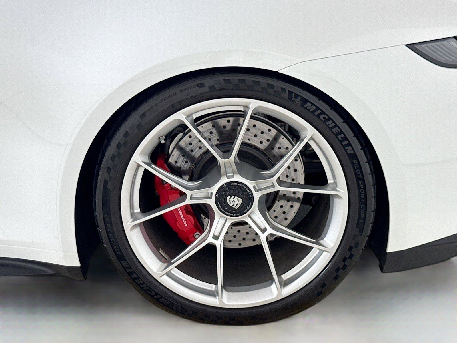 Used 2022 Porsche 911 GT3 RWD image 35