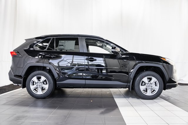 New 2025 Toyota RAV4 XLE image 3