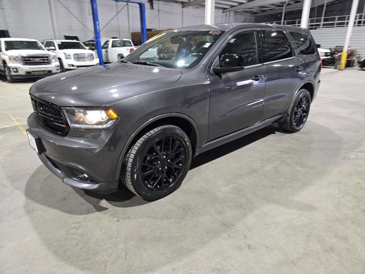 Used 2015 Dodge Durango SXT w/ Blacktop Package image 2