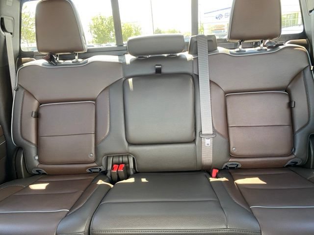 Used 2023 GMC Sierra 1500 Denali w/ Denali Reserve Package AWD/4WD image 11