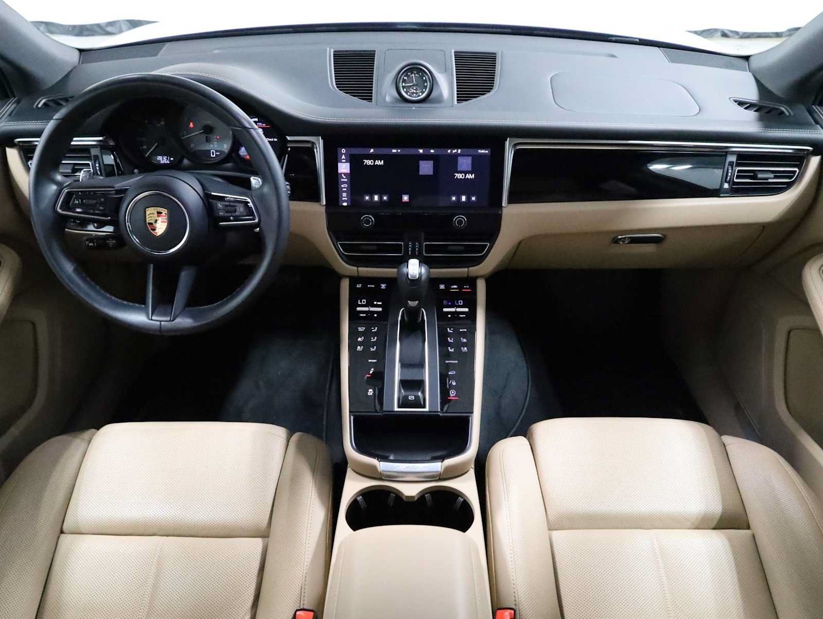 Certified 2023 Porsche Macan S AWD/4WD image 26