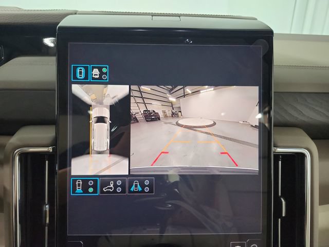 New 2026 GMC Yukon Denali w/ Sun & Power Step Package AWD/4WD image 29