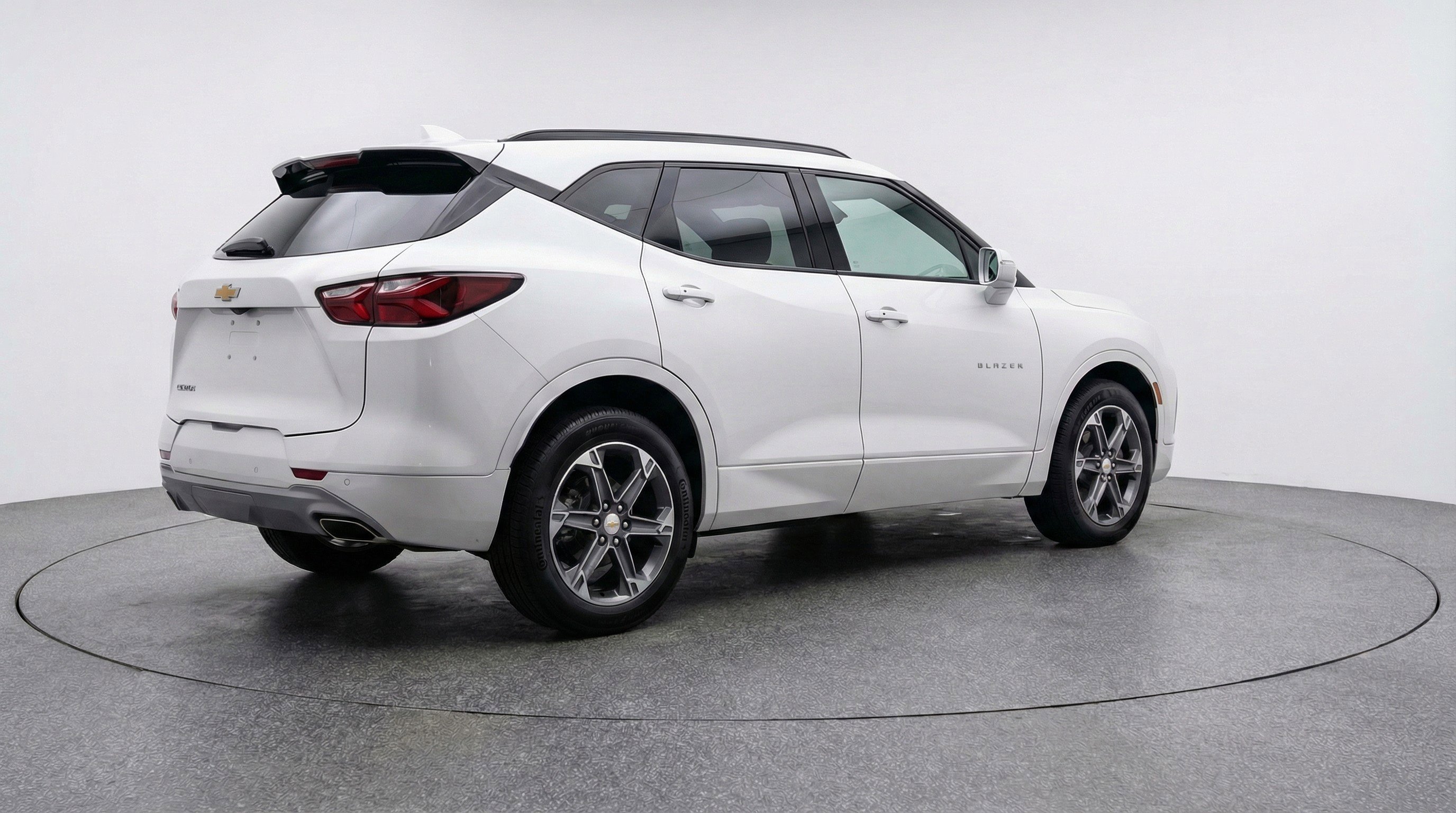 Used 2025 Chevrolet Blazer LT image 9