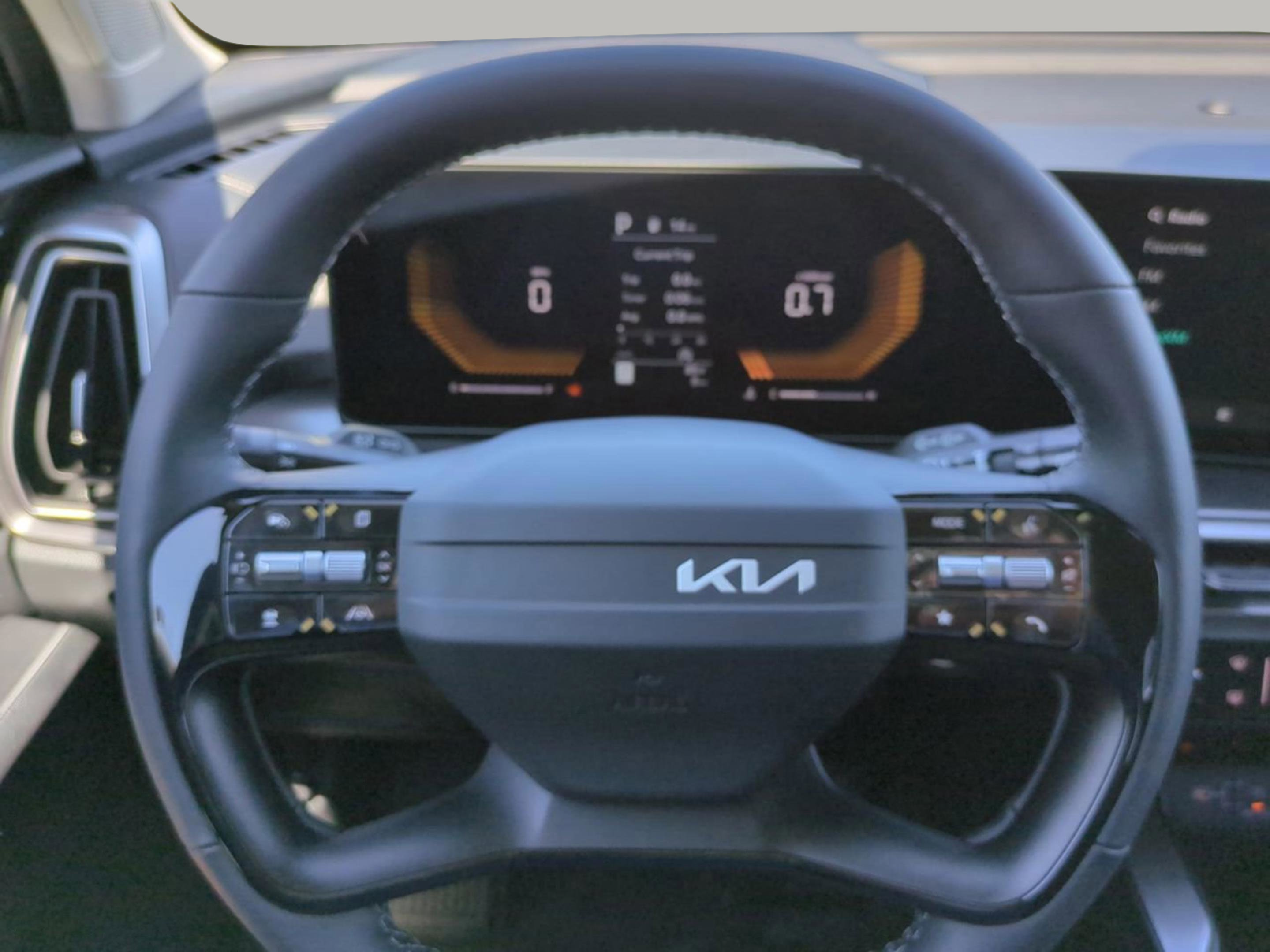 New 2026 Kia Sorento LX FWD image 39
