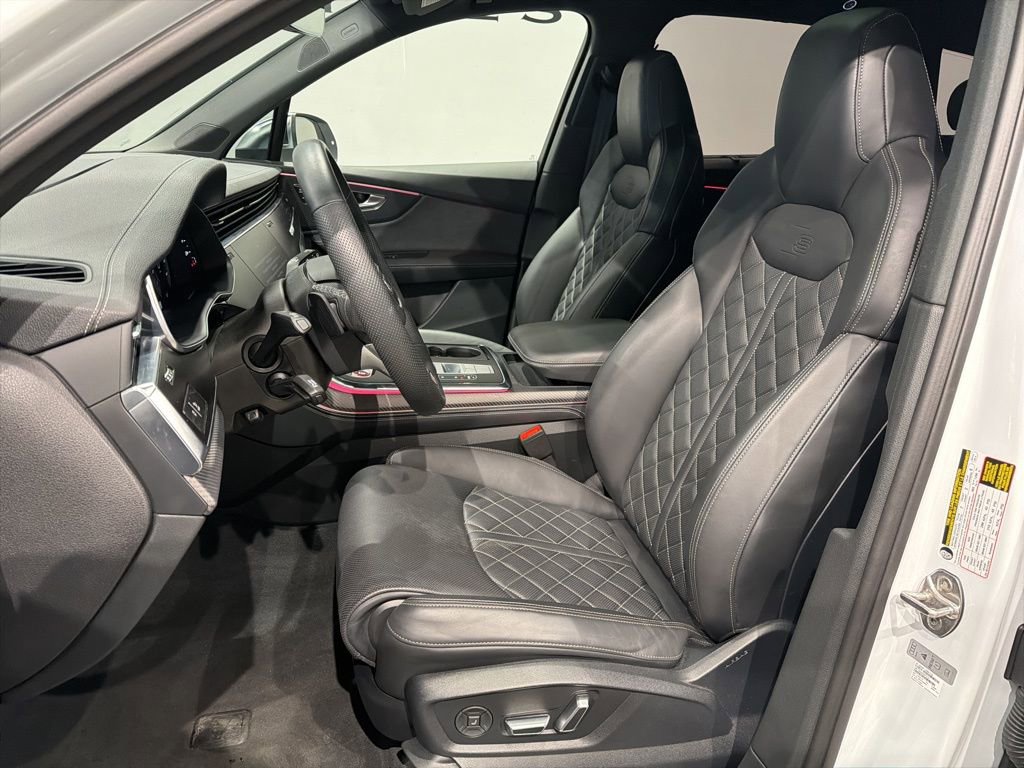 Used 2025 Audi SQ7 Prestige image 13