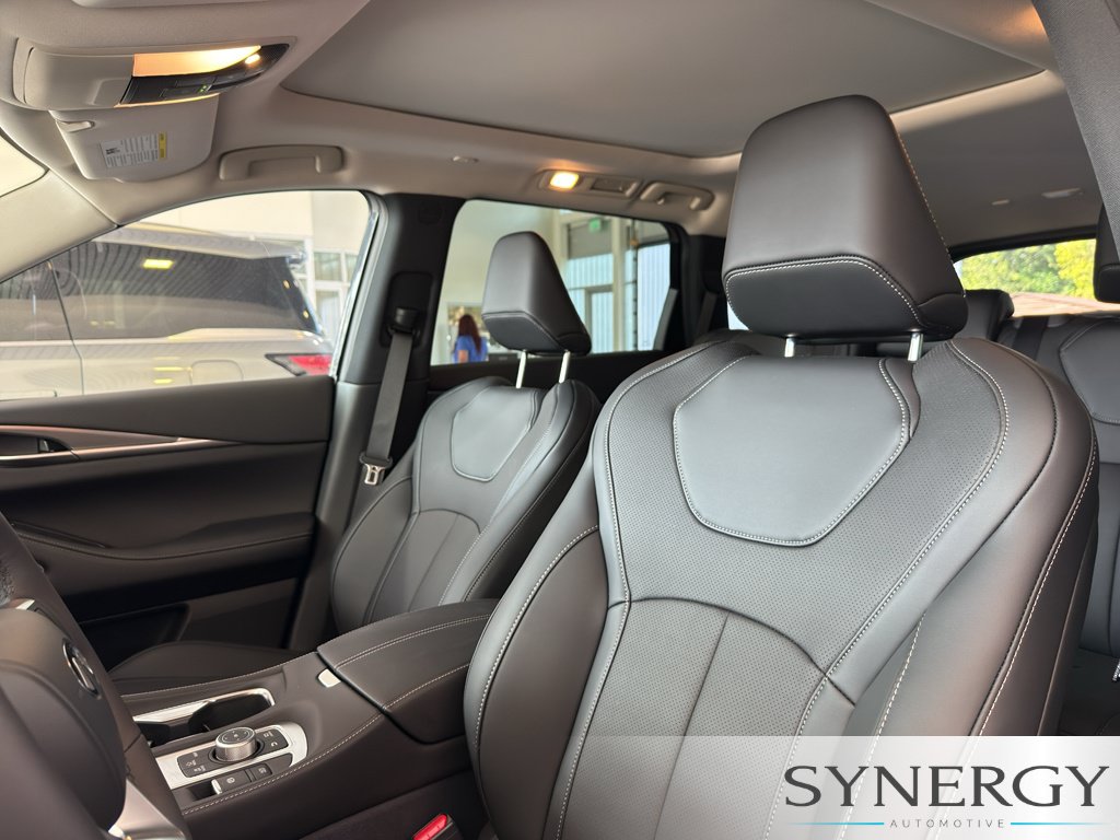 New 2027 INFINITI QX60 Luxe w/ Cargo Package FWD image 25