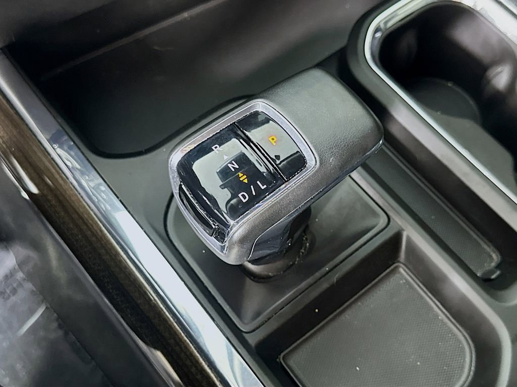 Used 2023 Chevrolet Silverado 1500 RST AWD/4WD image 32