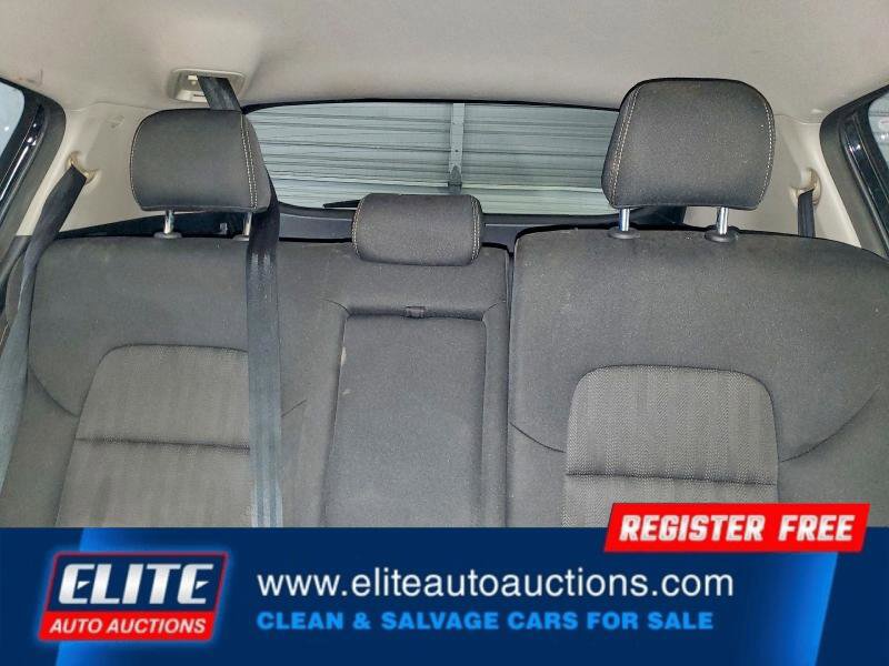 Used 2017 Kia Sportage LX image 19