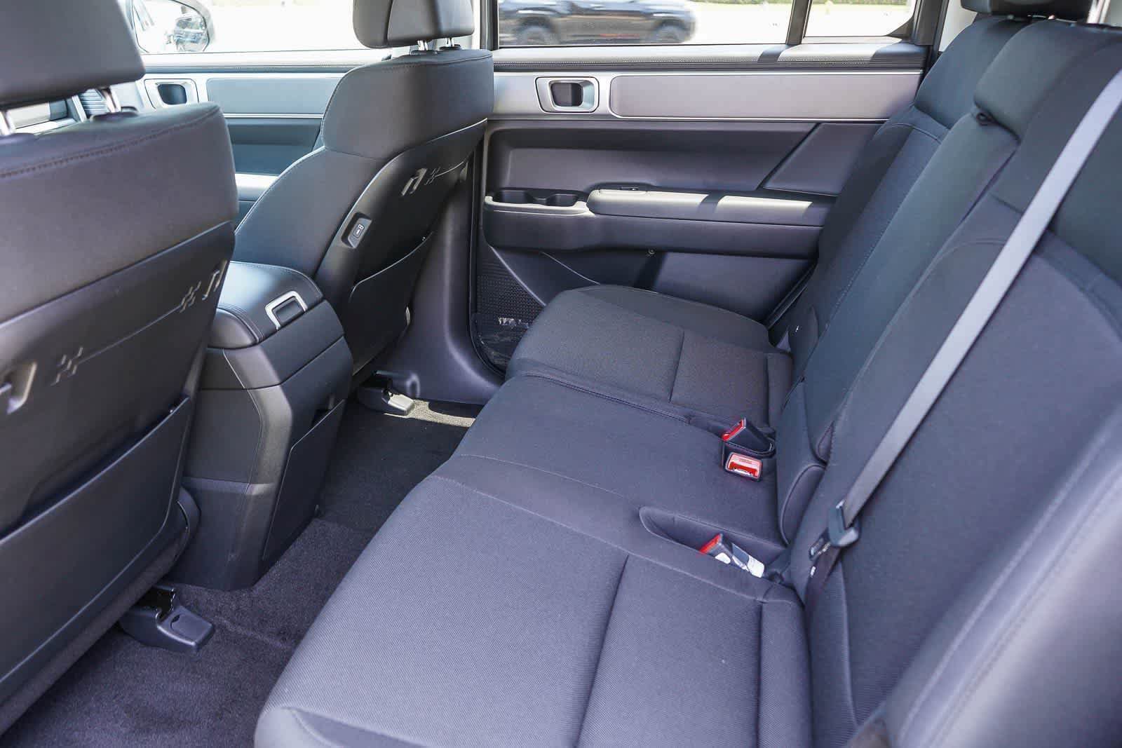 New 2026 Hyundai Santa Fe SE FWD image 17