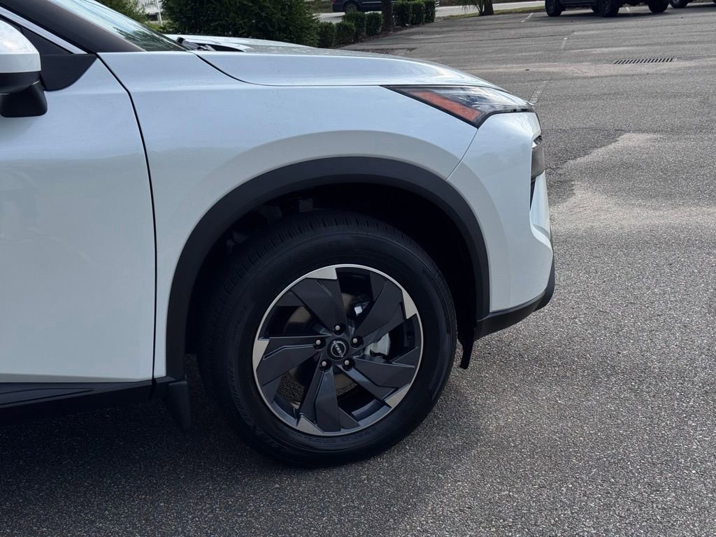 New 2026 Nissan Rogue SV image 8
