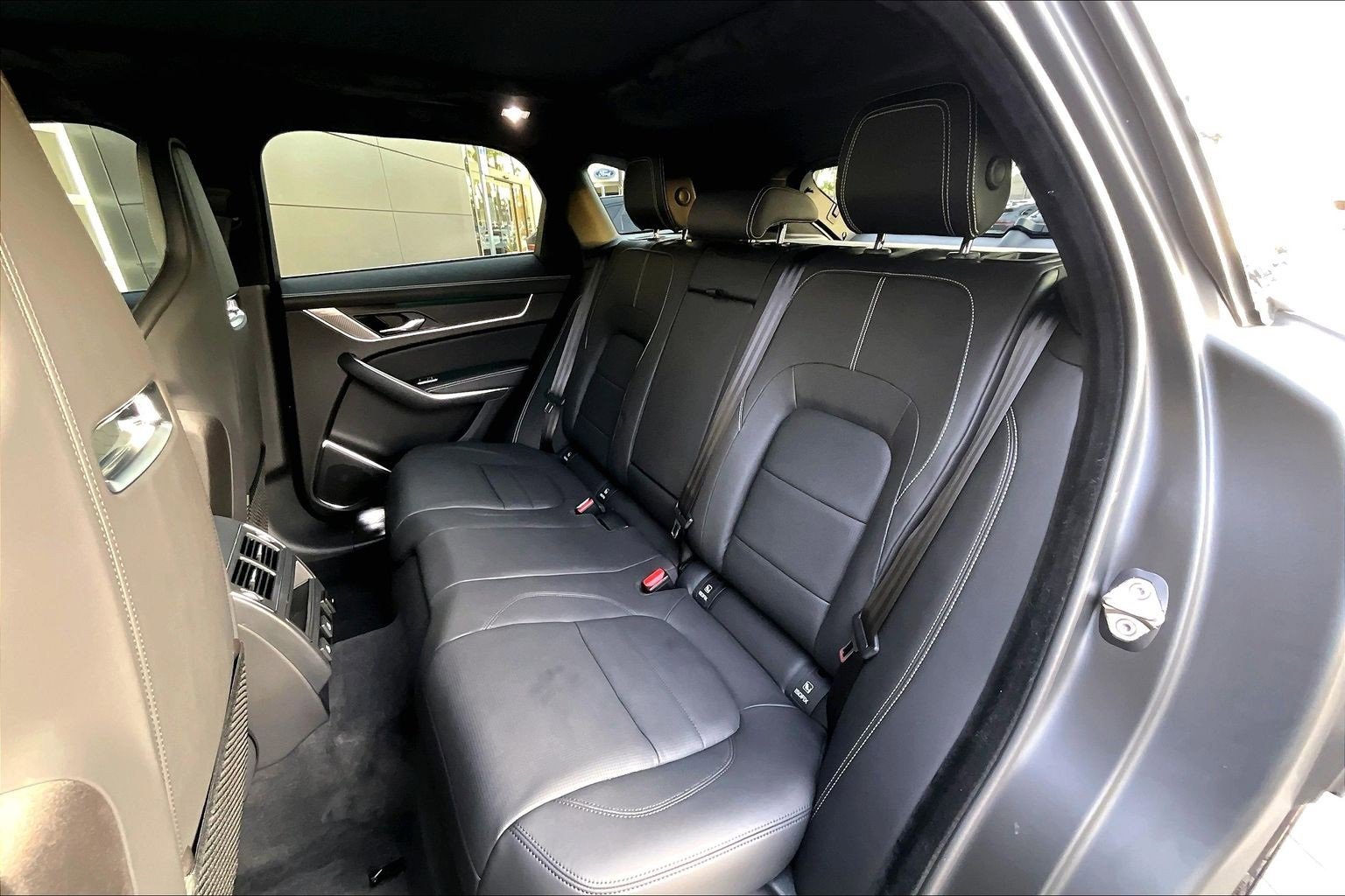 Used 2026 Jaguar F-PACE R-Dynamic S image 26