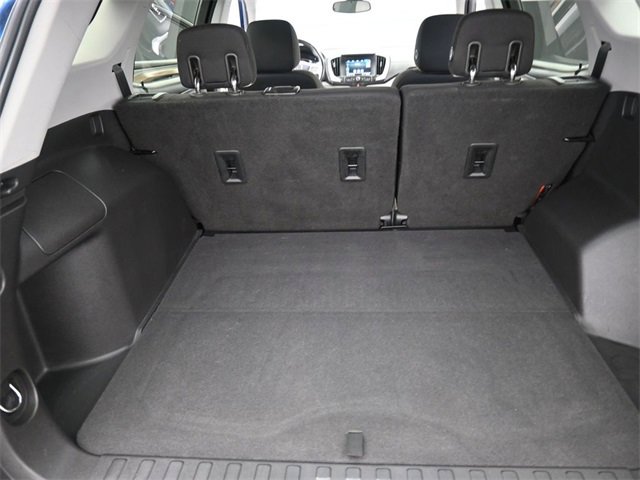 Used 2020 GMC Terrain SLE image 25