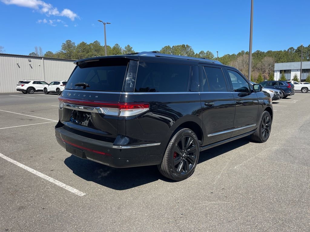 Used 2024 Lincoln Navigator L Reserve AWD/4WD image 5