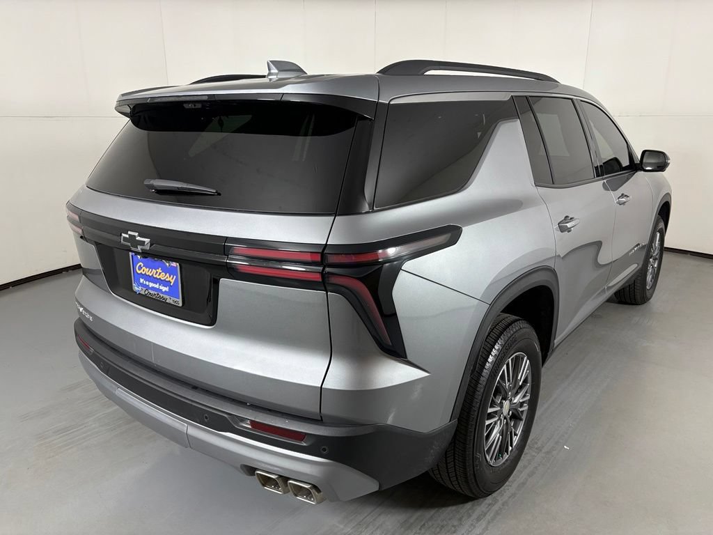 Certified 2026 Chevrolet Traverse LT w/ Driver Confidence Package FWD image 10