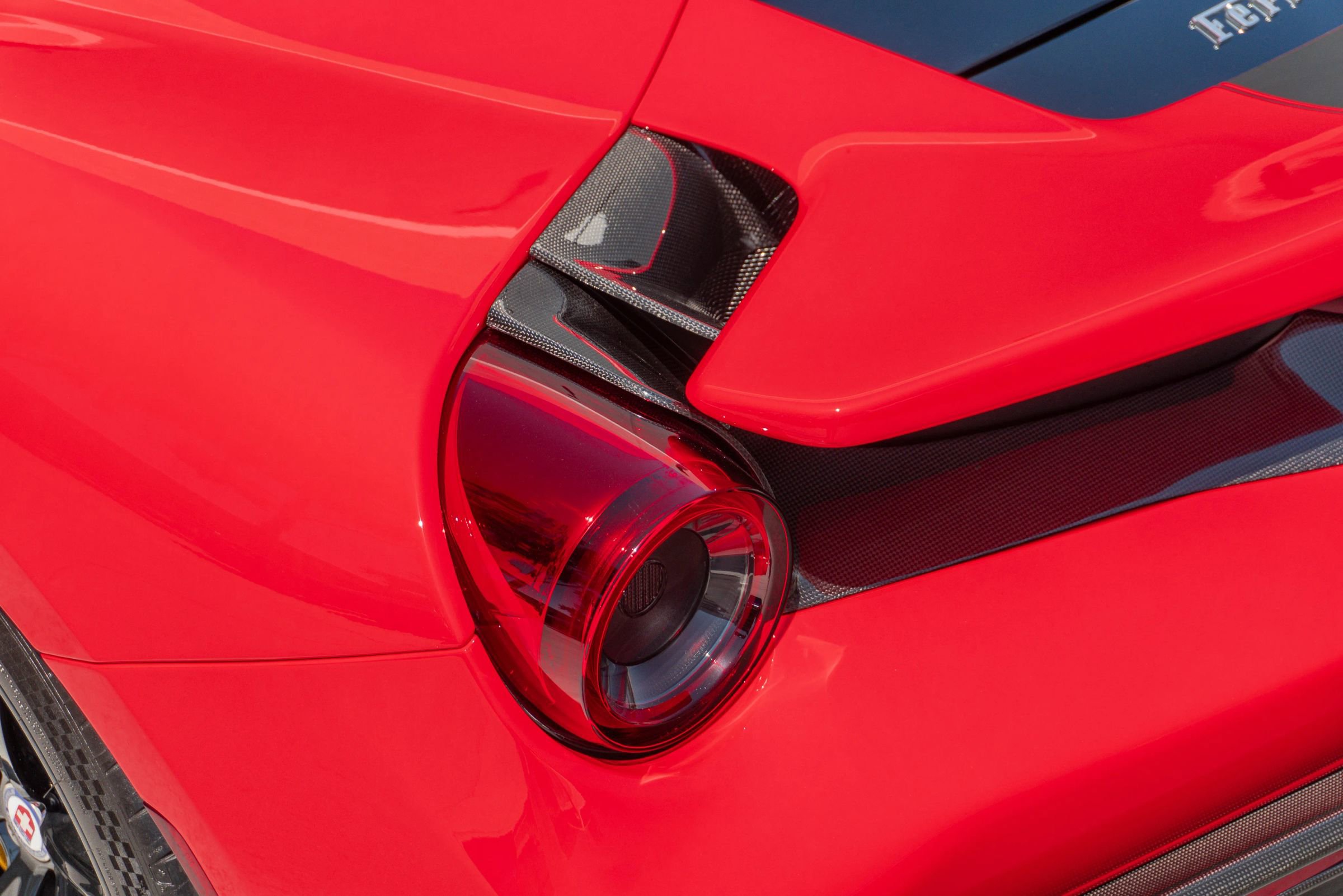 Used 2019 Ferrari 488 Pista Coupe RWD image 55