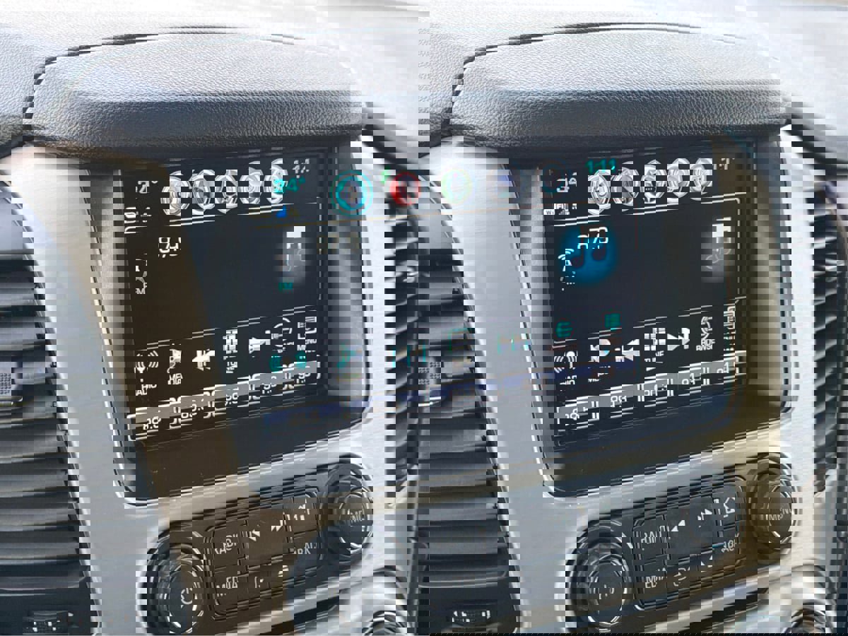 Used 2019 GMC Yukon Denali image 34