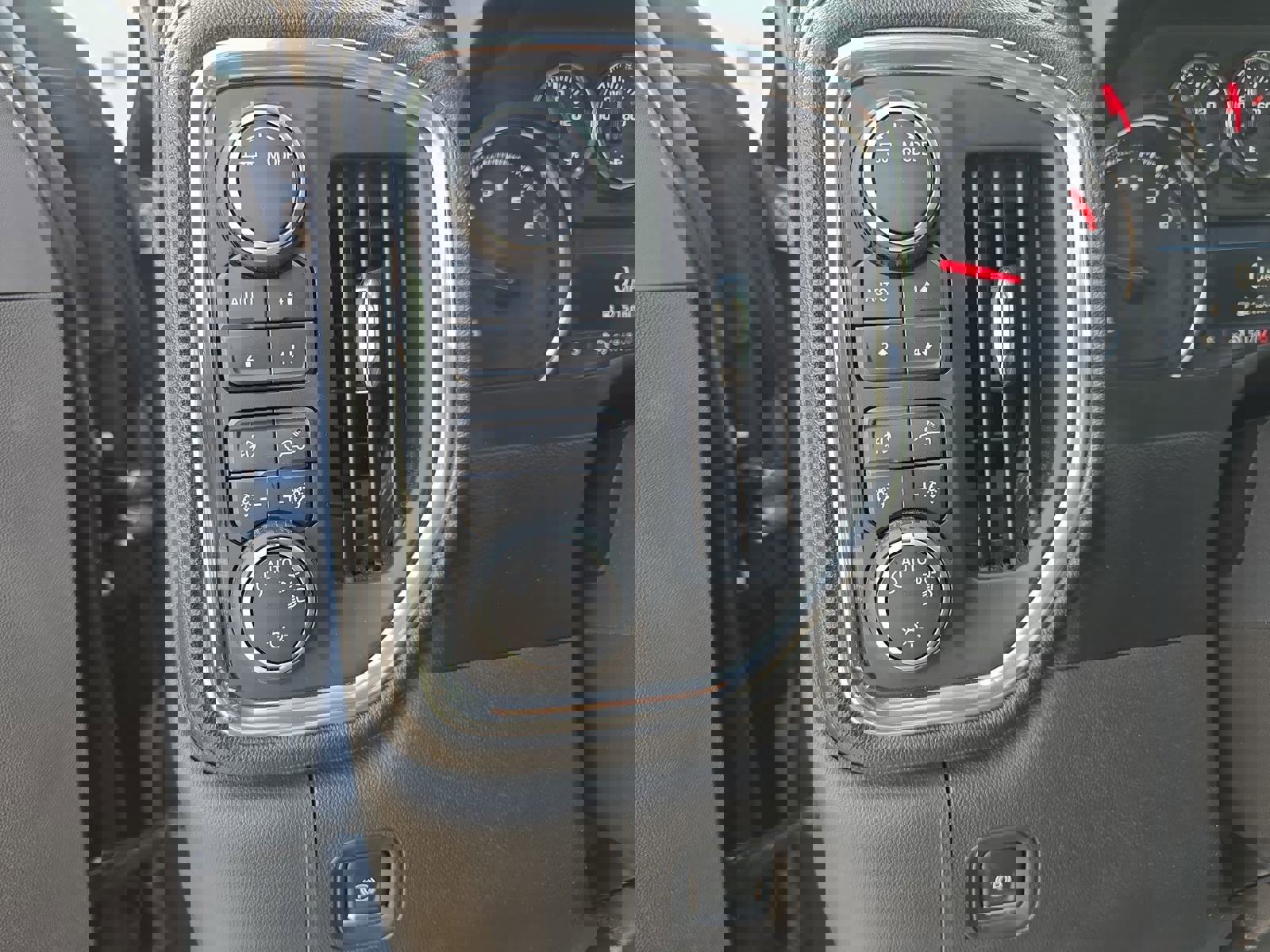 Used 2021 Chevrolet Silverado 1500 RST w/ Z71 Off-Road Package image 28