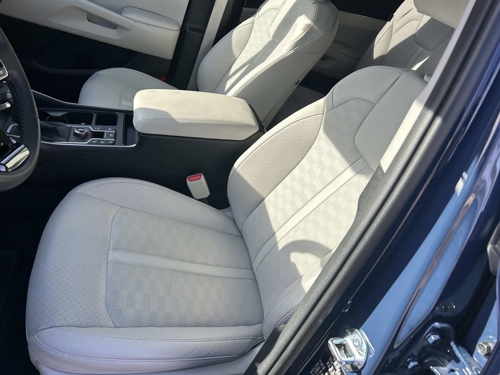 Used 2025 Kia Sorento EX w/ Panoramic Sunroof Package AWD/4WD image 17