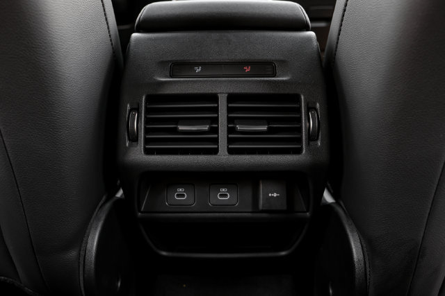 New 2026 Land Rover Discovery Sport Landmark AWD/4WD image 40