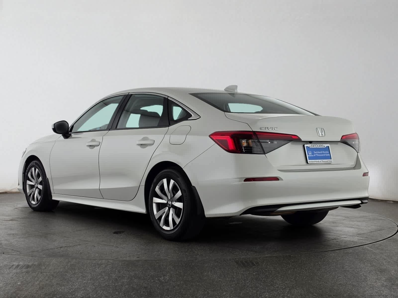 Used 2023 Honda Civic LX image 5