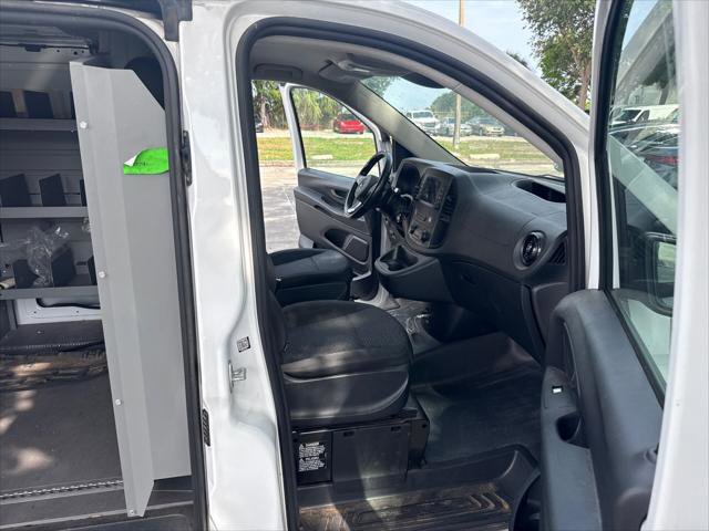 Used 2021 Mercedes-Benz Metris image 15