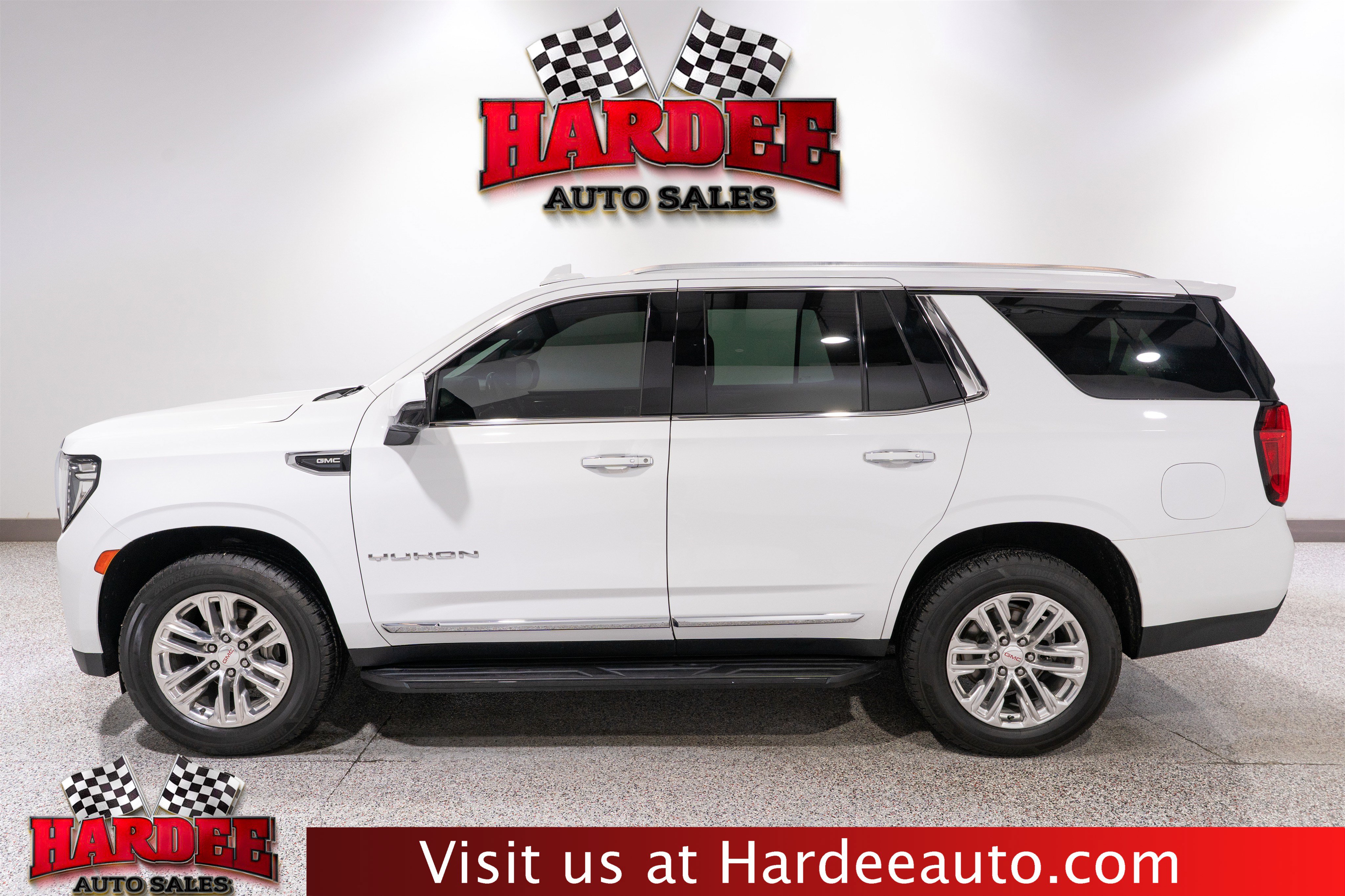 Used 2022 GMC Yukon SLT w/ SLT Premium Package RWD image 1