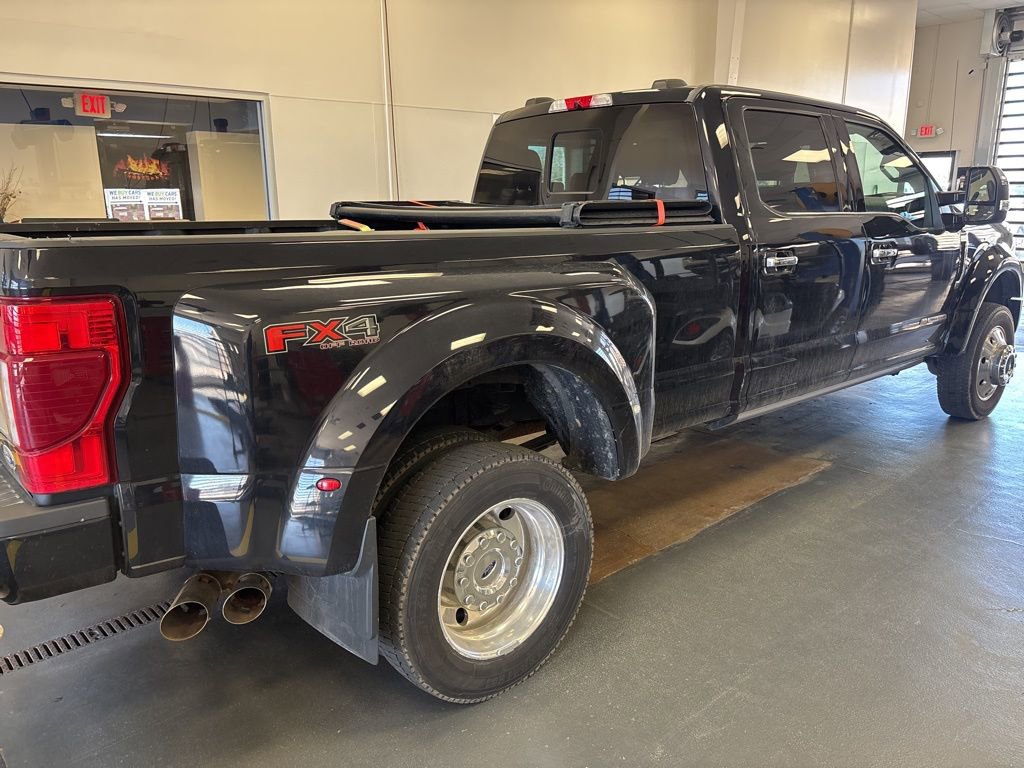 Used 2020 Ford F450 Platinum w/ FX4 Off-Road Package image 4