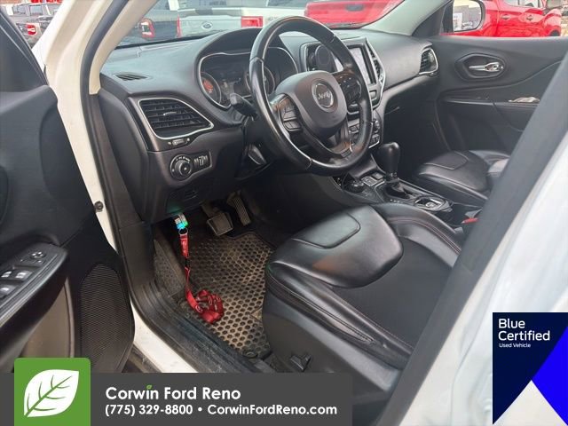Used 2019 Jeep Cherokee Trailhawk image 9