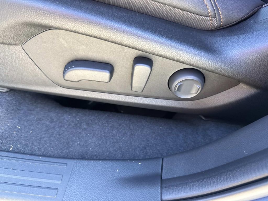 New 2025 Subaru Forester Touring image 24