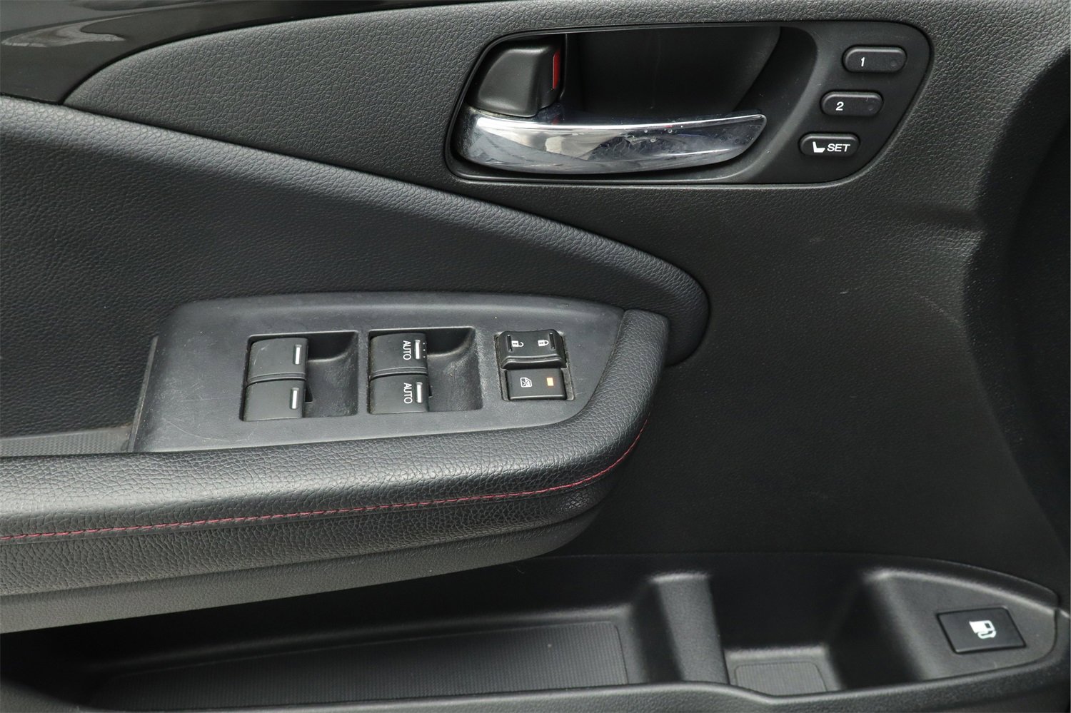 Used 2017 Honda Ridgeline Black Edition image 7