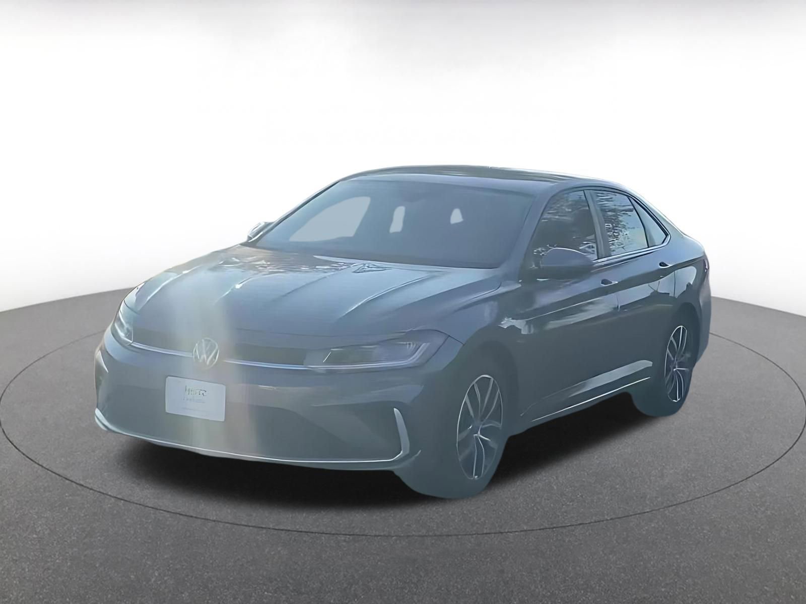 Used 2025 Volkswagen Jetta SE image 4