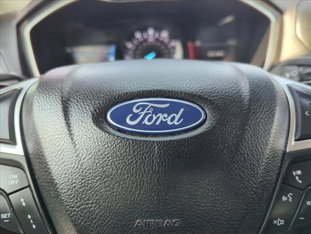 Used 2020 Ford Fusion Titanium AWD/4WD image 23