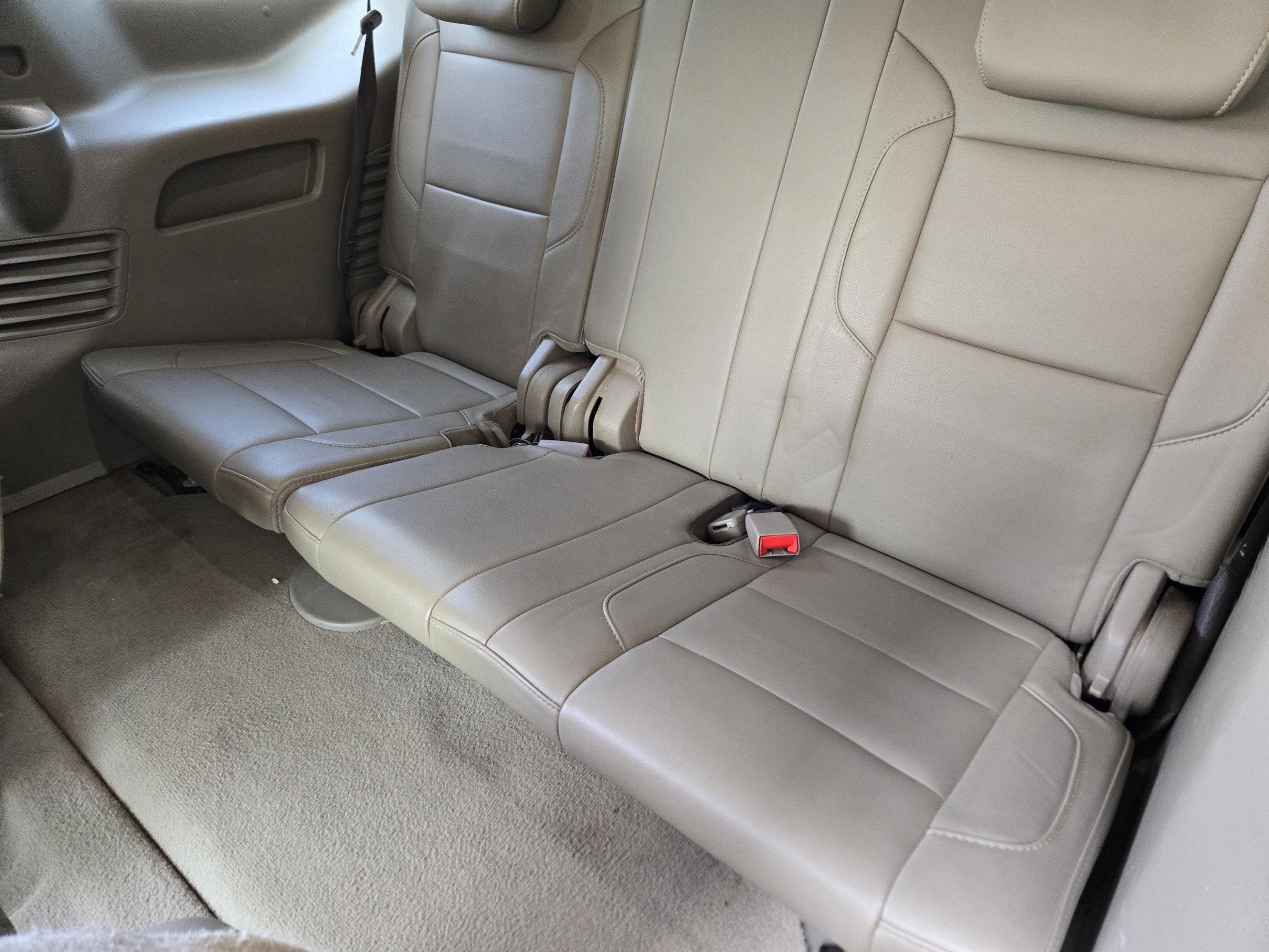 Used 2019 GMC Yukon SLT RWD image 29