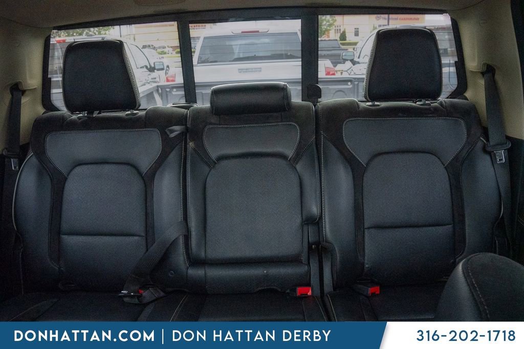 Used 2019 RAM 1500 Laramie AWD/4WD image 14