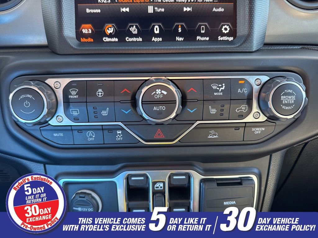 Used 2021 Jeep Gladiator Willys AWD/4WD image 6