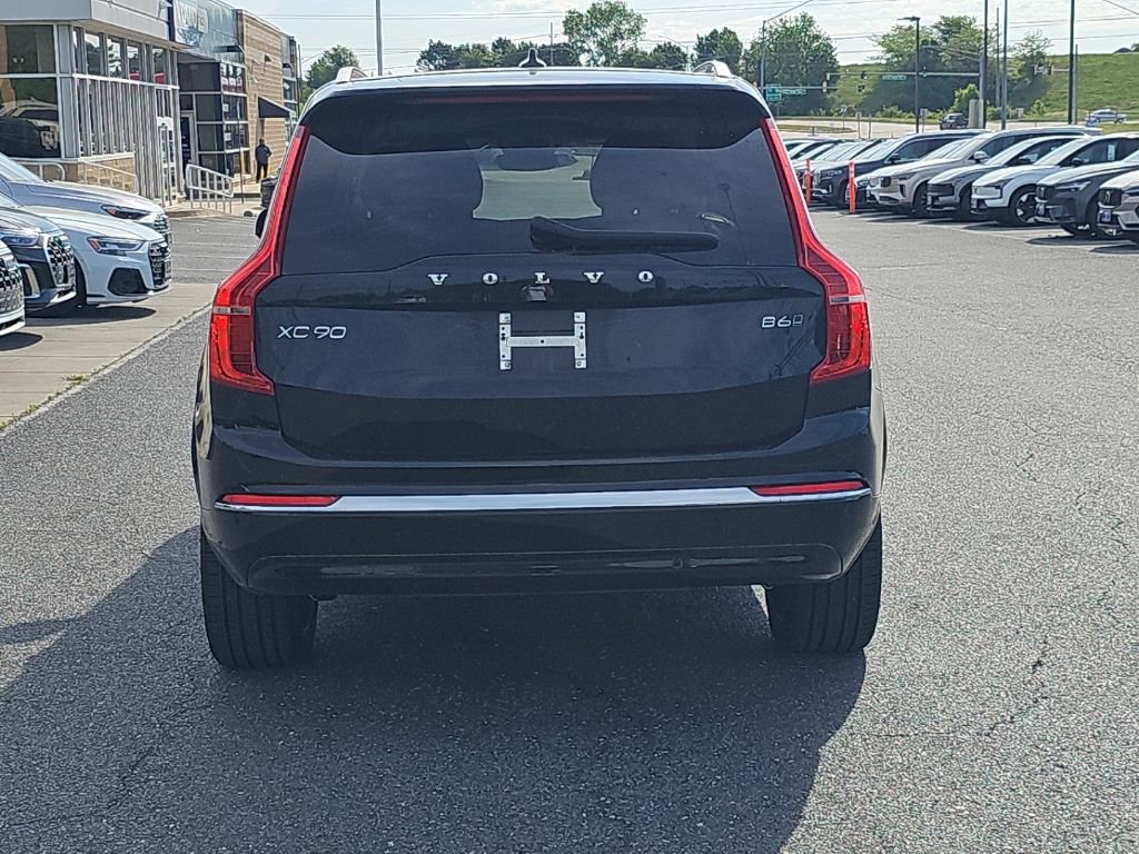 Used 2024 Volvo XC90 B6 Ultimate AWD/4WD image 13