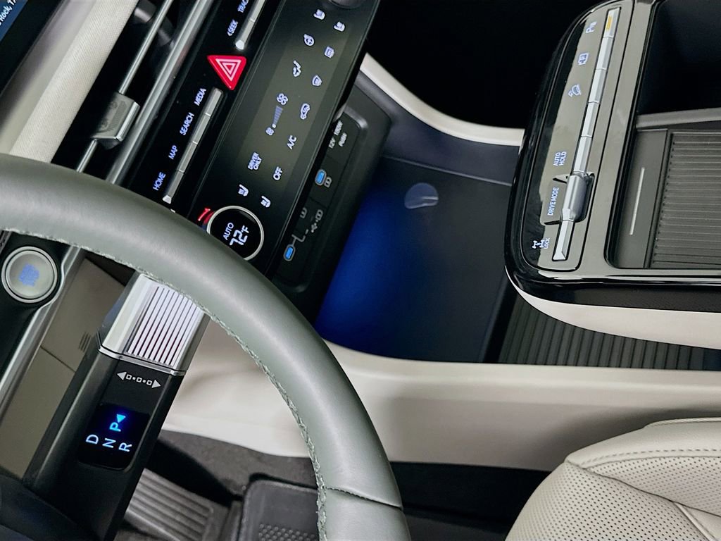 New 2026 Hyundai Tucson Limited image 15