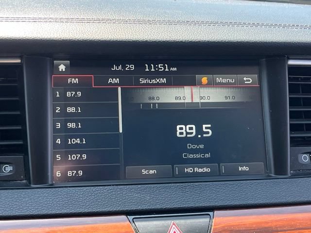 Used 2018 Kia Cadenza Technology FWD image 21