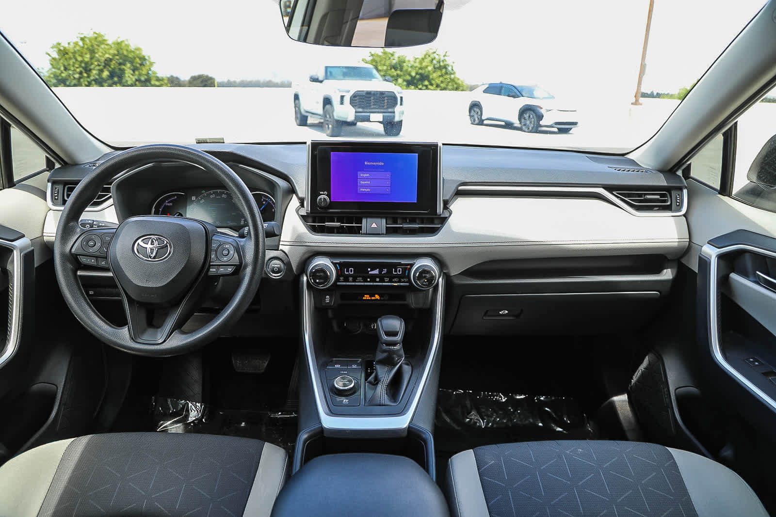 Certified 2025 Toyota RAV4 XLE w/ Convenience Package AWD/4WD image 13
