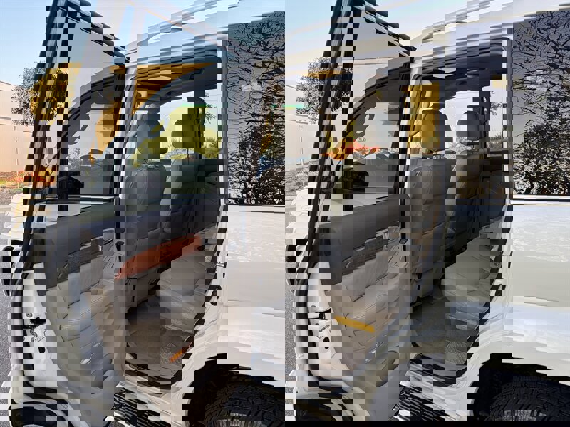 Used 2004 Lexus GX 470 image 25