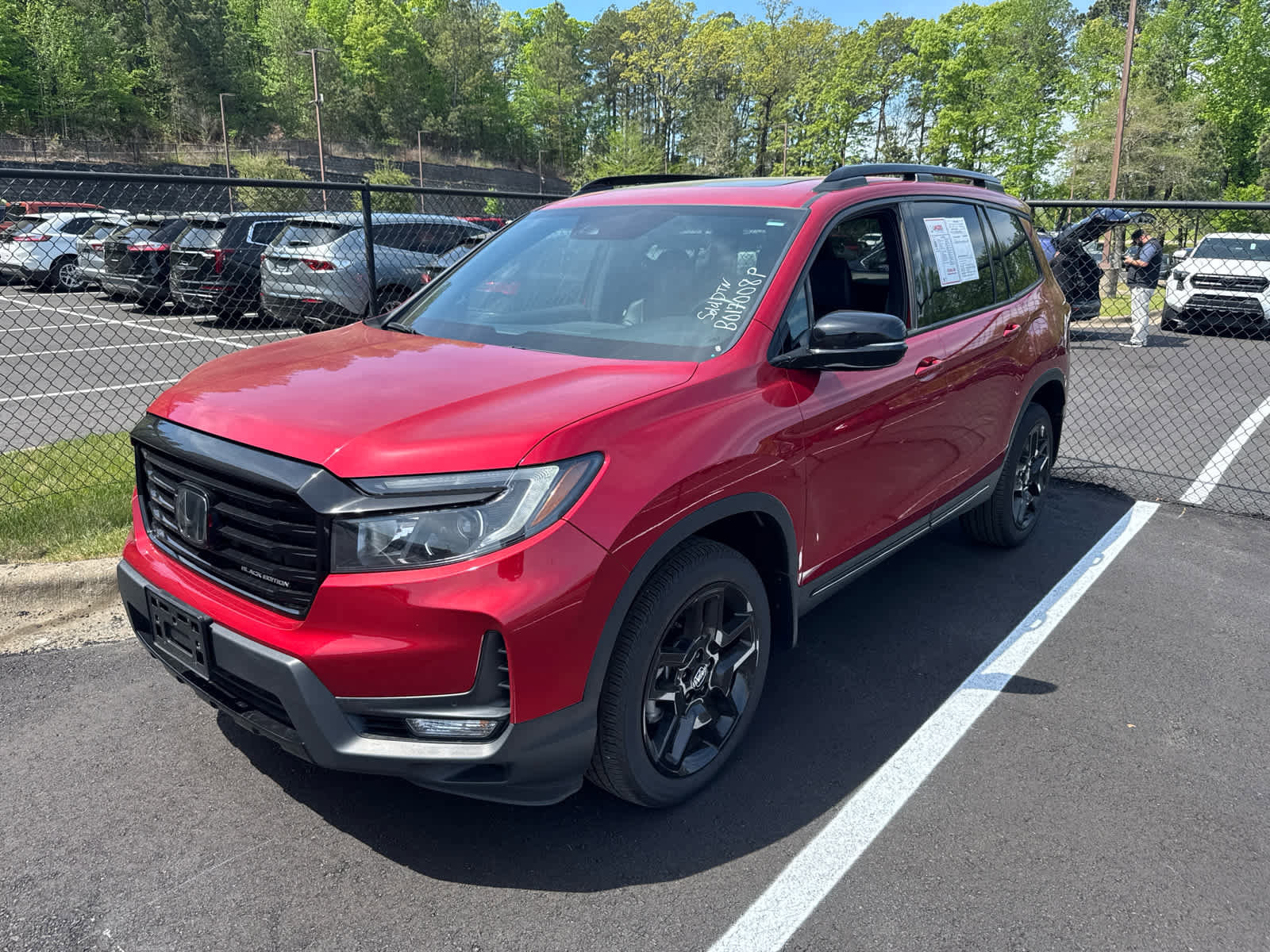 Used 2025 Honda Passport Black Edition image 2