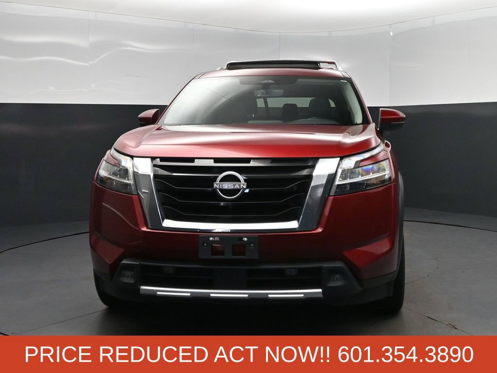 Used 2023 Nissan Pathfinder SL w/ SL Premium Package FWD image 10