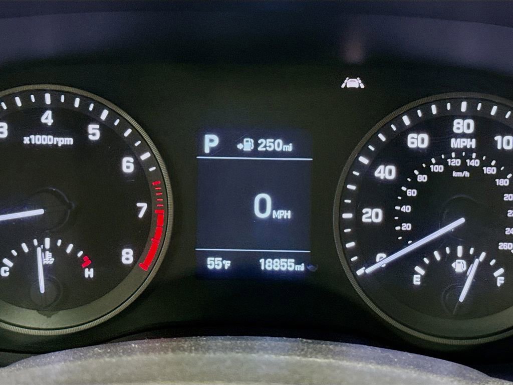 Used 2019 Hyundai Tucson SE image 32